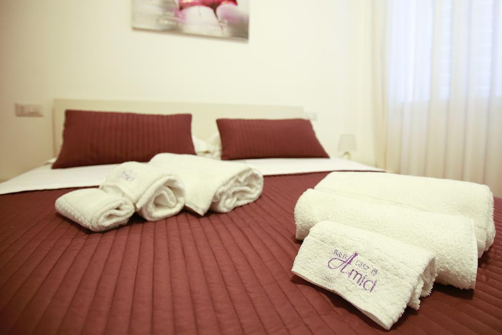 B&B A Casa Di Amici Giardini-Naxos Kültér fotó
