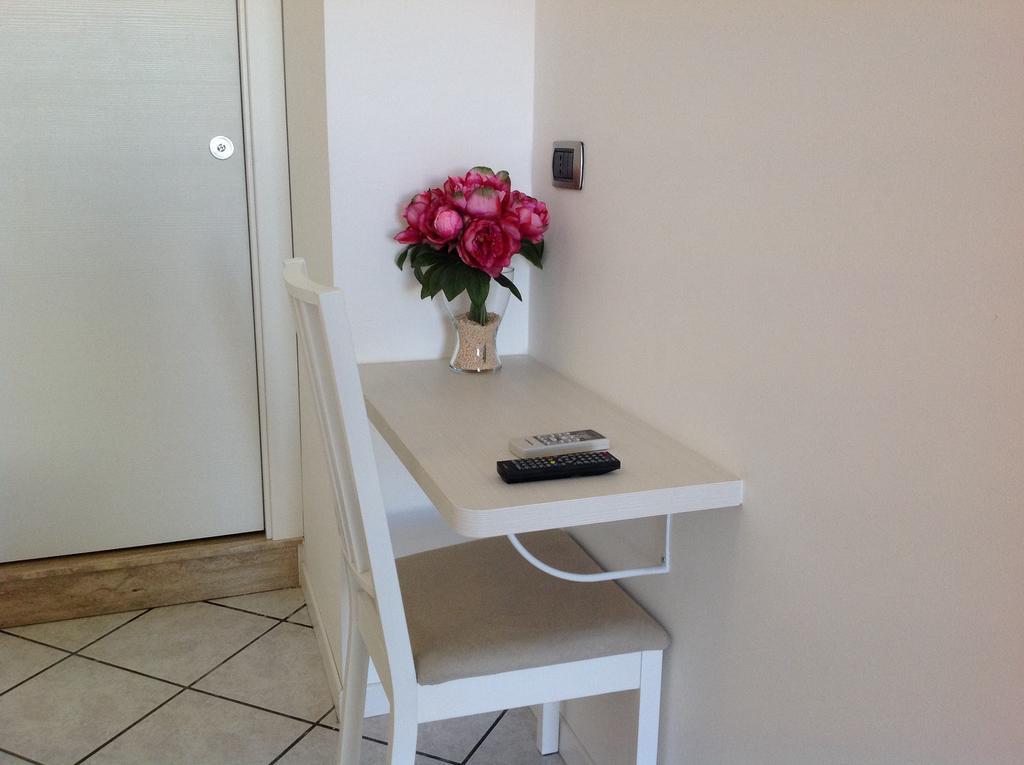 B&B A Casa Di Amici Giardini-Naxos Kültér fotó