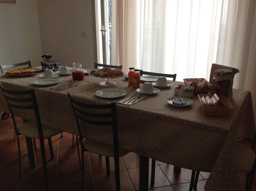 B&B A Casa Di Amici Giardini-Naxos Kültér fotó