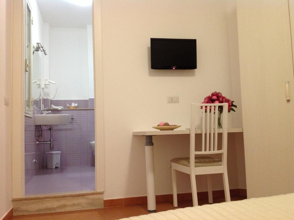 B&B A Casa Di Amici Giardini-Naxos Kültér fotó